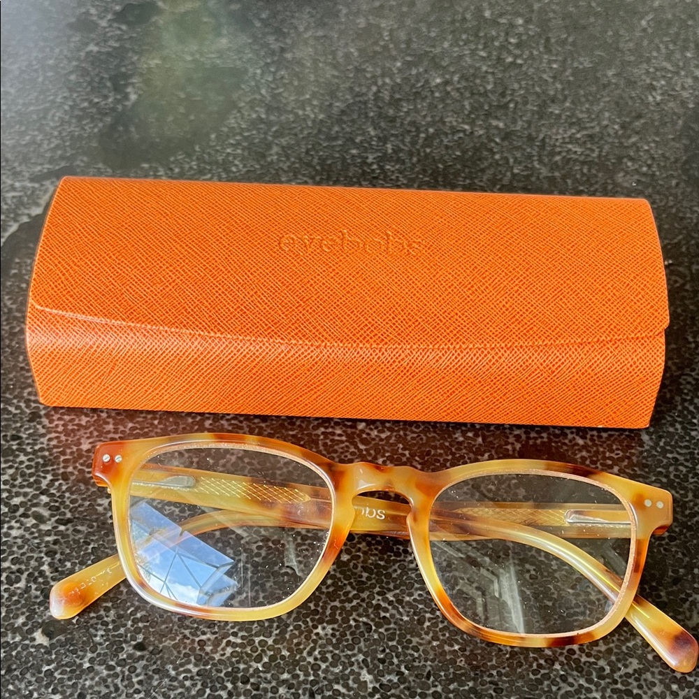 Eyebobs Tortoiseshell Glasses with Orange Case. Unisex